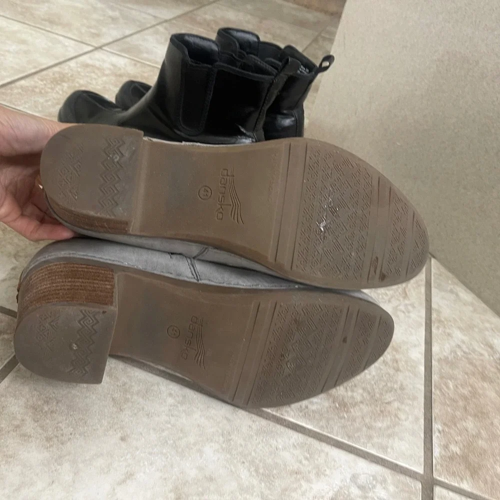 Dansko hatley Grey Leather Boots Side Buckle Wood Heel Women Size 41 USA 10.5-11